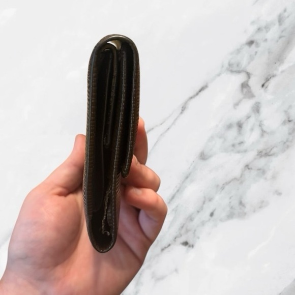 Louis Vuitton Epi Leather Wallet Bifold Dust Bag - Picture 7 of 14